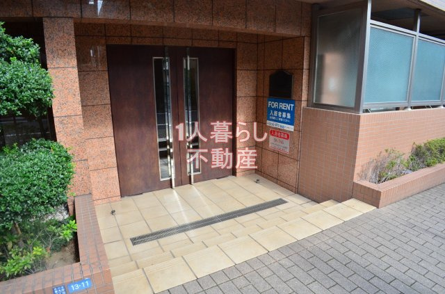 【エントランス】