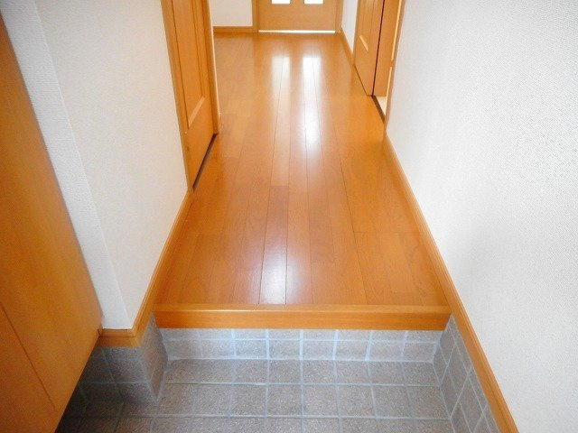 バイオレットの玄関