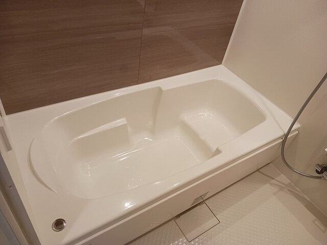アルバ　Ａの浴室