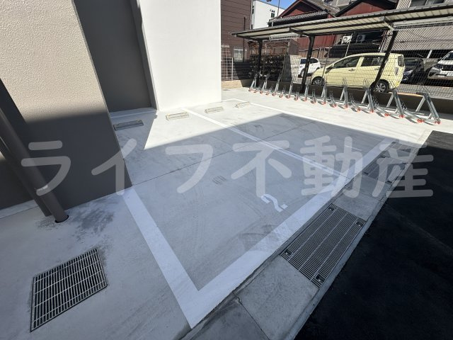 Metrosa深江橋の駐車場|駐車場があるので、車を買う予定の方も安心です