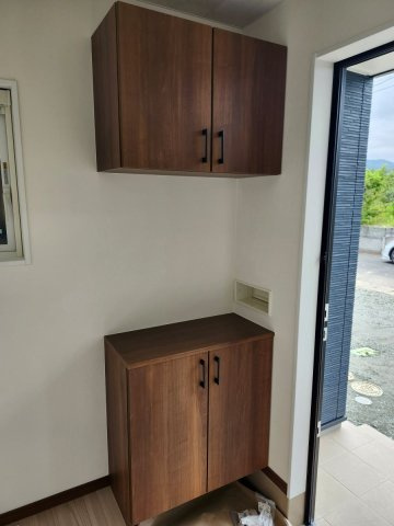 旭台戸建賃貸住宅 (家賃補助対象物件）ペット相談の収納|玄関専用の収納スペースです