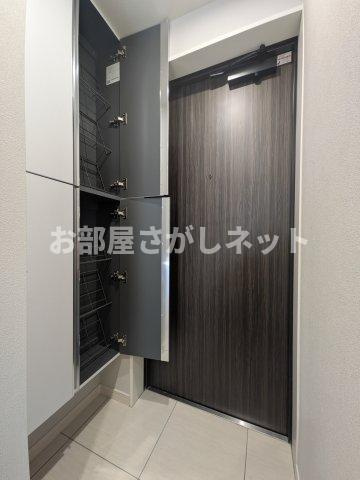 ケリア中板橋の玄関