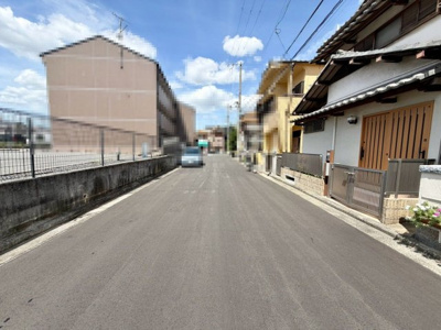 【前面道路含む現地写真】 | 土師町５丁　売土地