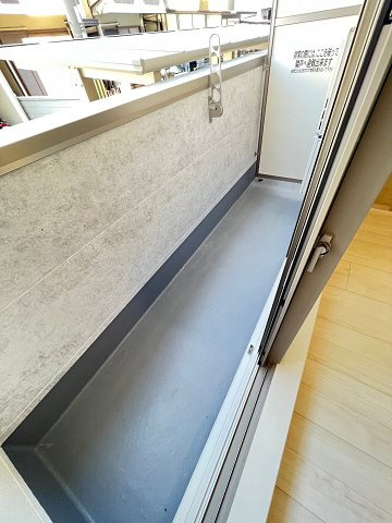 フジパレス長洲公園Ⅰ番館のバルコニー