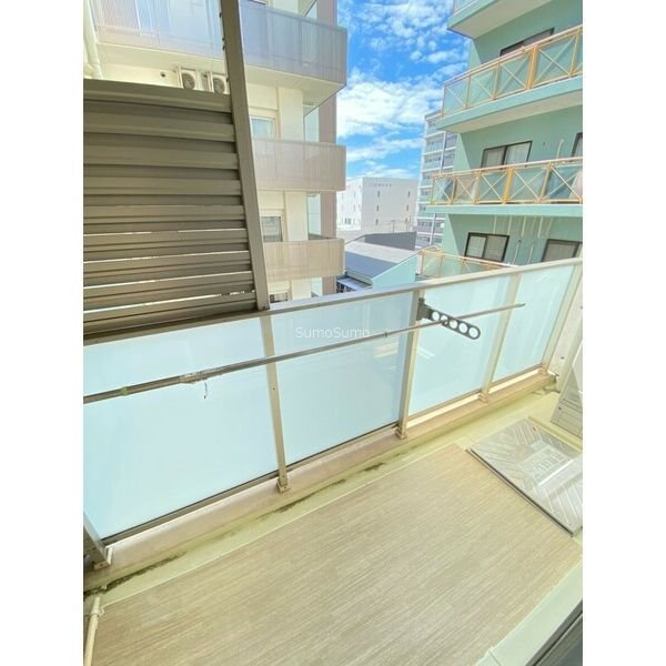 CITY SPIRE難波WESTⅡ(HERMI TAGE NAMBA WEST)のバルコニー