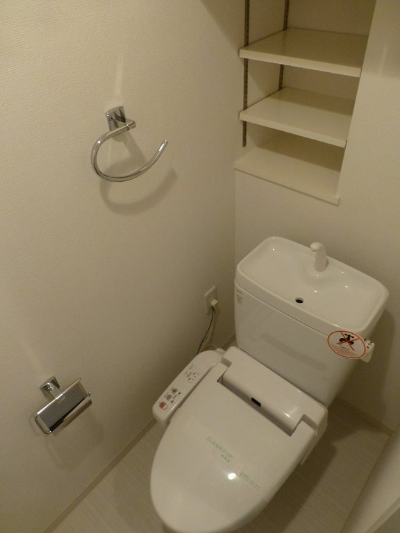 レジディア三軒茶屋Ⅱのトイレ