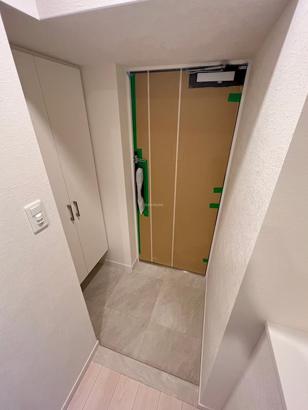 スプランディッド堀江の玄関