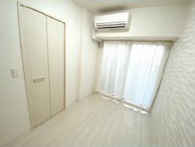 ラ・フォルム鎗屋町の寝室