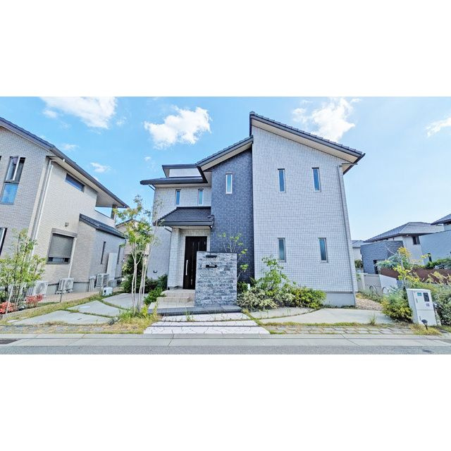芦屋市涼風町住宅