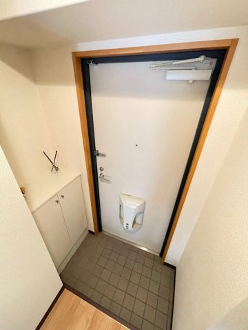 アーデン和泉町の玄関
