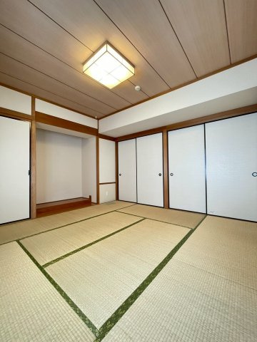 ウェルブライト藤崎の和室