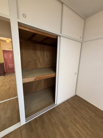 青風ハイツの収納