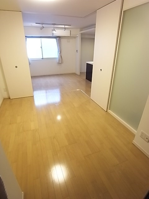 AOI FLATSの居間・リビング