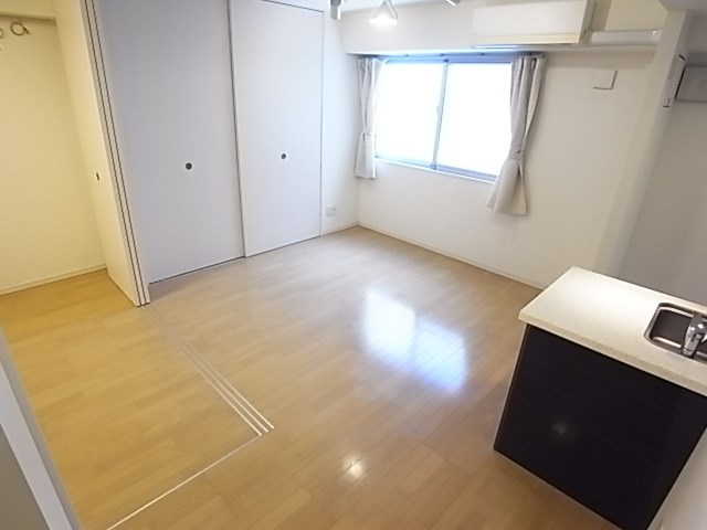AOI FLATSの居間・リビング