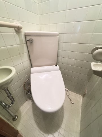 堀切町戸建のトイレ