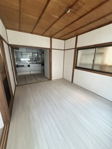 堀切町戸建の居間・リビング