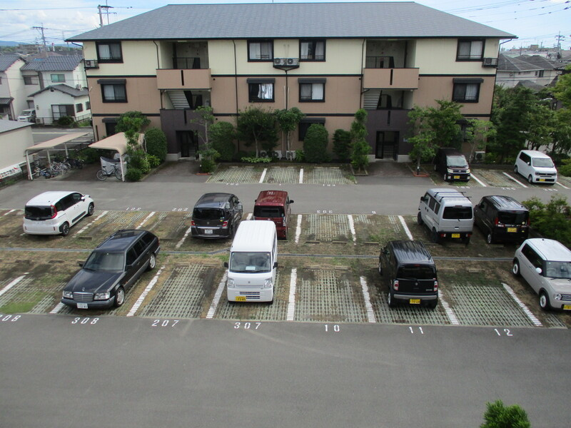 クレール Aの駐車場|※別号室のお写真です