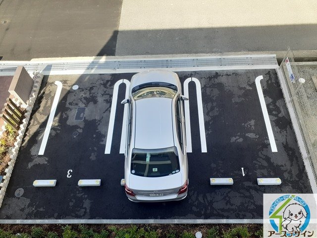 プレッソ　東加古川　Ⅱの駐車場