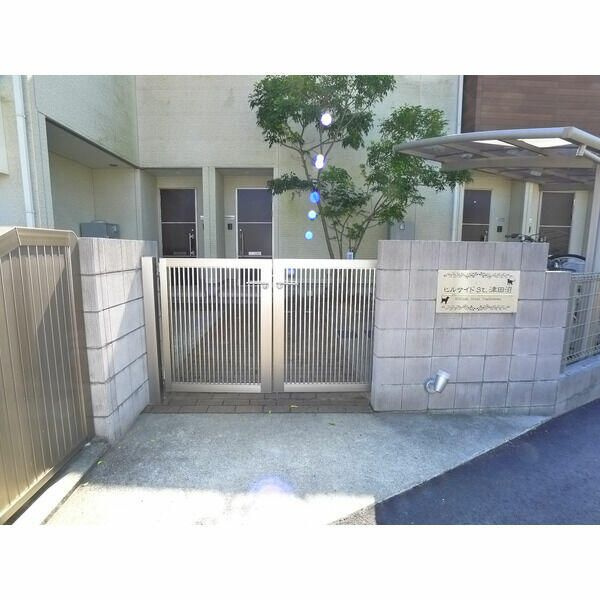 ヒルサイドＳｔ．津田沼のエントランス
