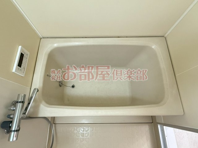 エサキ南ビルの浴室|コンパクトで使いやすいお風呂です