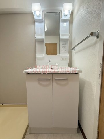 エサキ南ビルの洗面所|脱衣スペースもあります