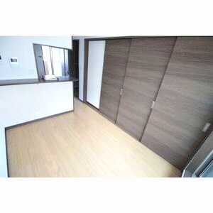 ＡＱＵＥ２１の居間・リビング