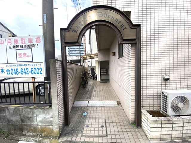 レジオンドヌールのエントランス|建物入り口です☆彡