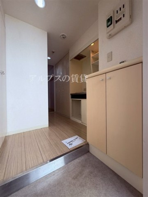 【玄関】 | ライオンズマンション関内第六