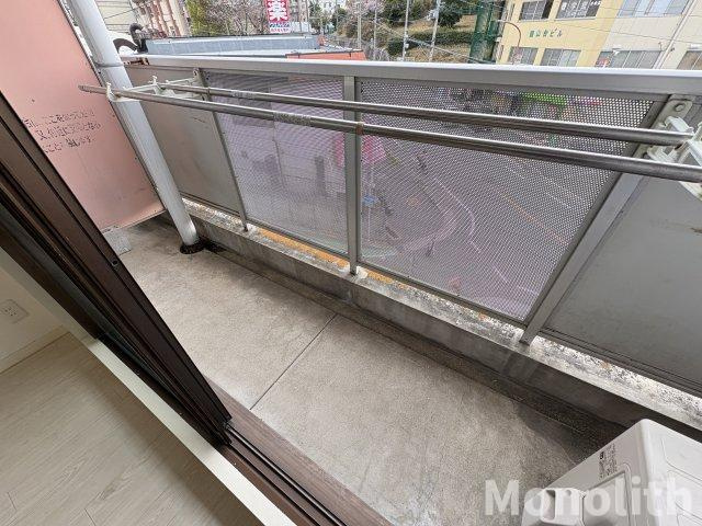 エスポワール鶴山台のバルコニー
