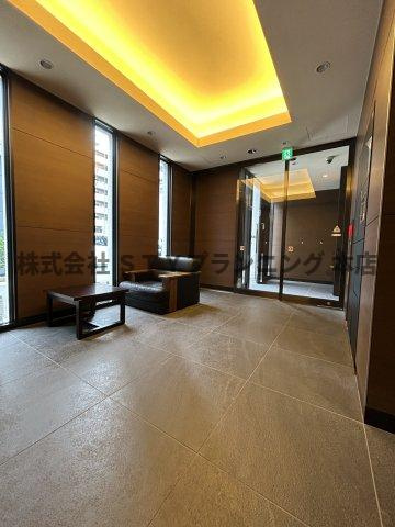 仲介手数料0円！ロータス本陣通のエントランス