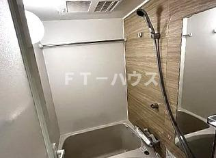 ラクラス南行徳の浴室