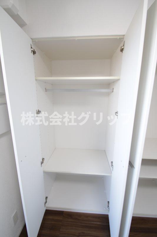 ラグジュアリーアパートメント横浜黄金町の収納