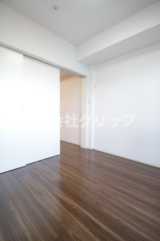 ラグジュアリーアパートメント横浜黄金町の洋室