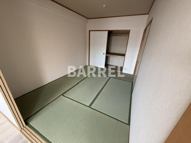 グレイスコート千里山の和室