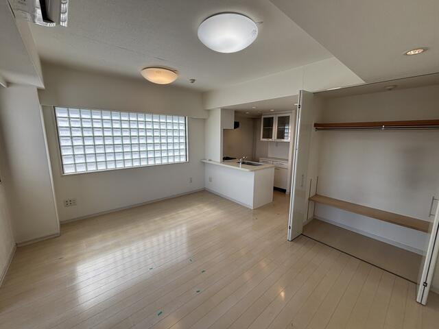デュオ・スカーラ学芸大学の内装|明るいお部屋です