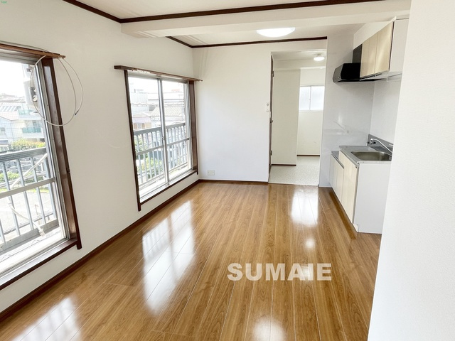 横山マンションの洋室|フローリングされたお部屋です☆