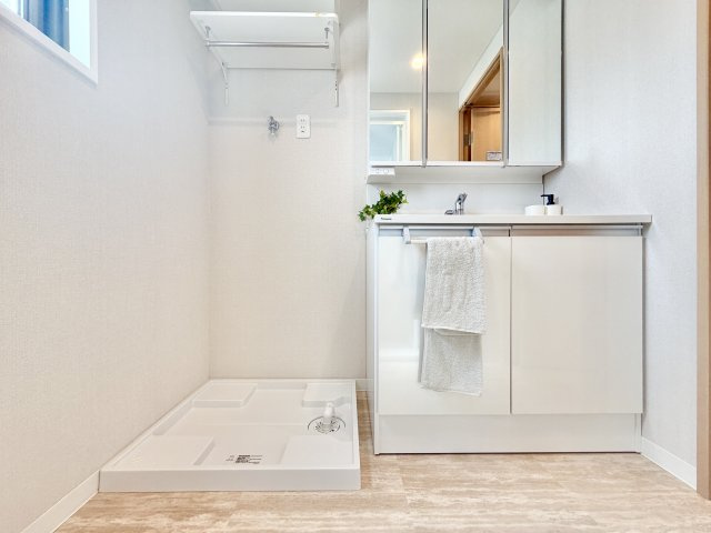 ライオンズマンション左京山の独立洗面台