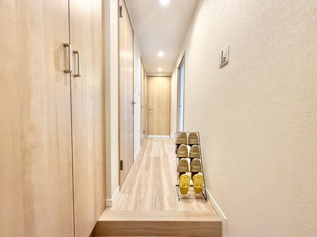 ライオンズマンション左京山の玄関