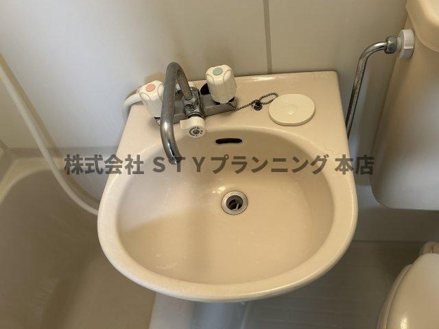 仲介手数料0円！プレズ志賀公園の洗面所