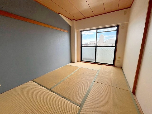 クラウンハイム菅原の和室