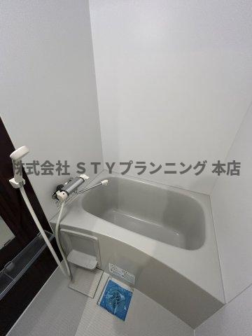 仲介手数料0円！	ハーモニーテラス金城町の浴室