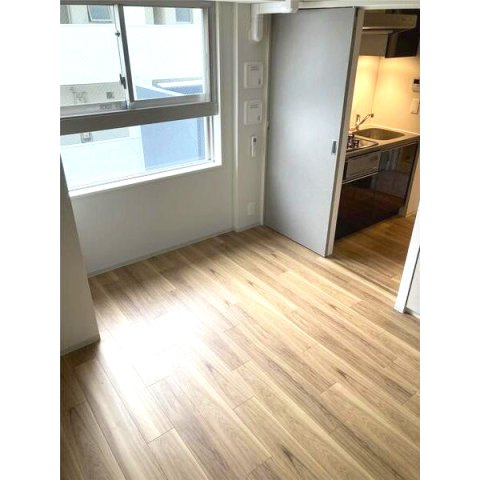 神戸元町Noahの居間・リビング