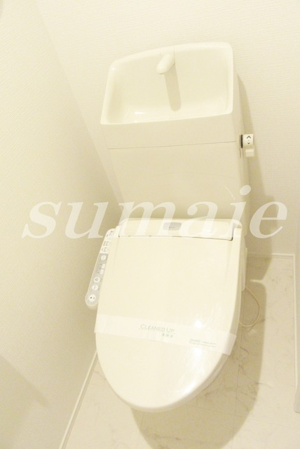 北小岩テラスのトイレ|温水洗浄機能付きトイレです