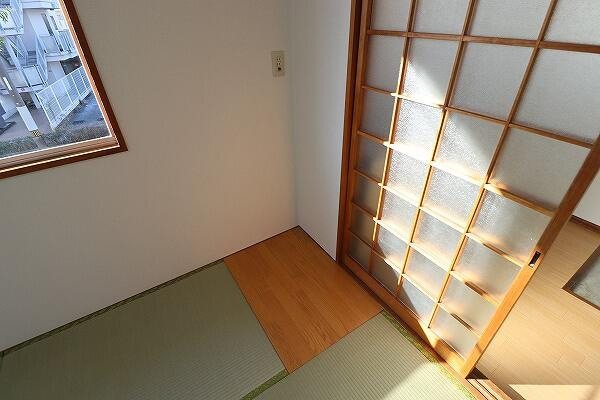 レジデンス新田の和室|畳の上でゆっくりとくつろげる和室です