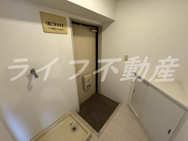エスポワール21の玄関|明るい玄関です