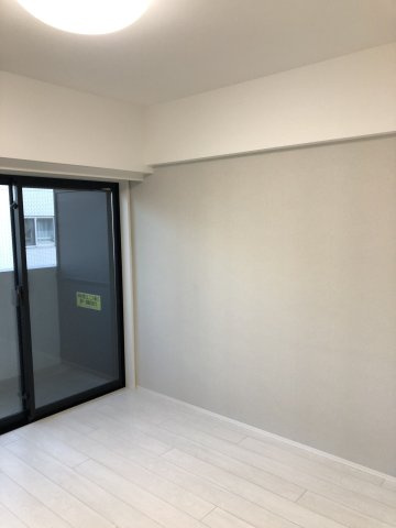 リライア吉野町Ⅱの居間・リビング
