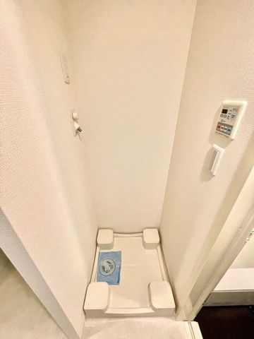 レジディア四谷三丁目の洗面所