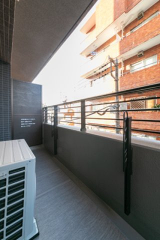 オープンレジデンシア代々木のバルコニー|※写真は同タイプ住戸です。