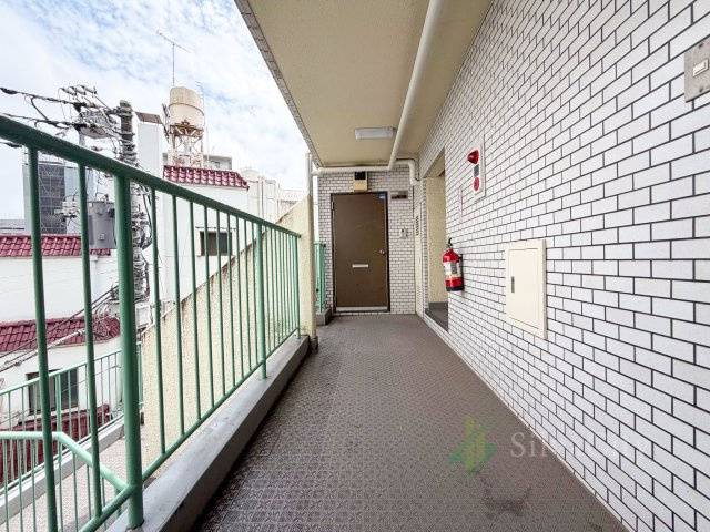 ロイヤルパレス新宿御苑のその他共用部分|廊下