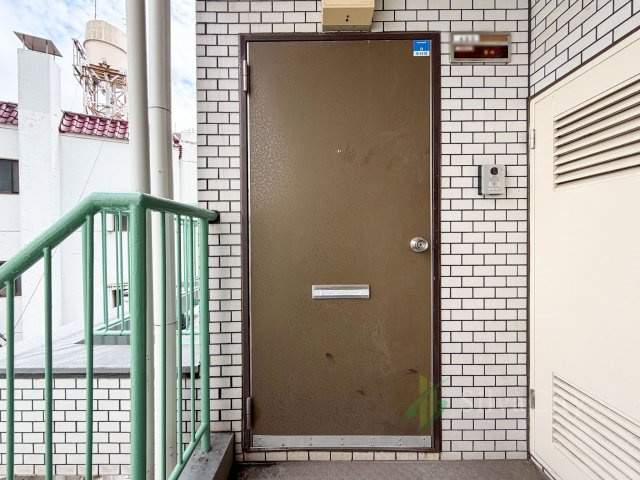ロイヤルパレス新宿御苑のその他共用部分|玄関ドア